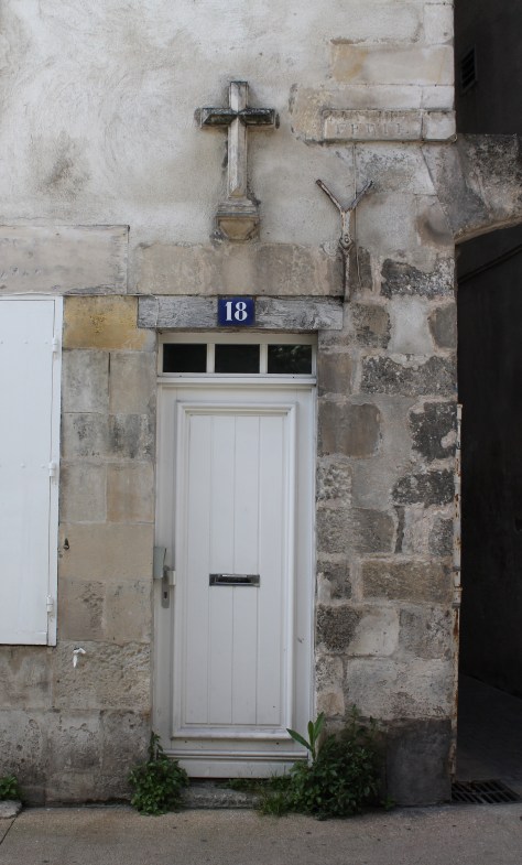 18 Cross Slight Crop