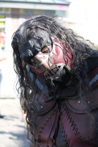 Cours des Dames ... um ... zombie watching?