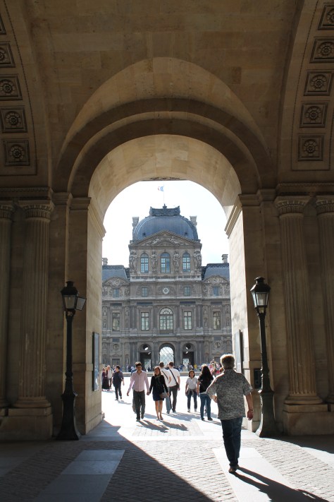 Louvre -- Recognize anyone?
