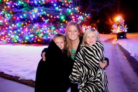 Bailey, Chelsea and Felicity checking out the lights