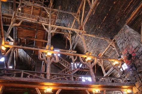 Old Faithful Inn Yellowstone